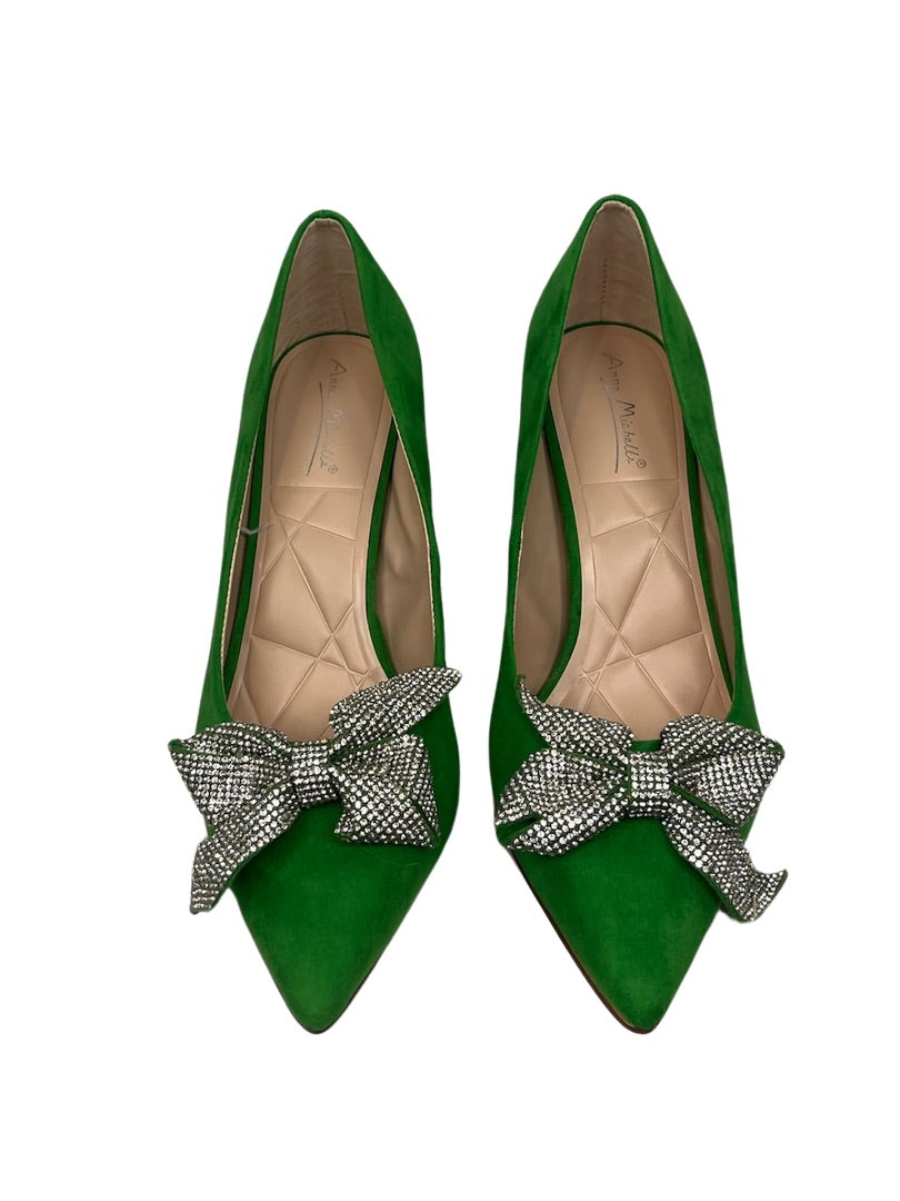 Diamond Bow Heel